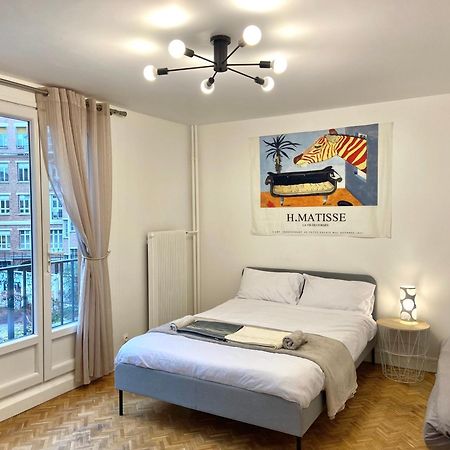 Paris: Agreable Chambre D'Un Grand Artiste Lejlighed Eksteriør billede
